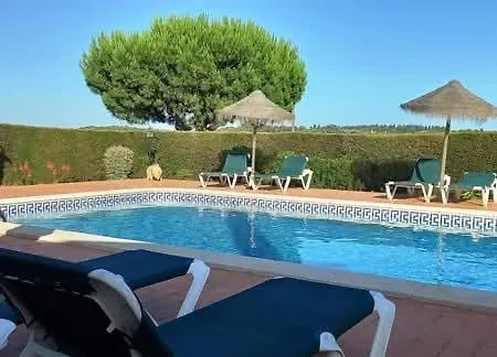 Quinta Aves - Estudio 5 * Одиашере